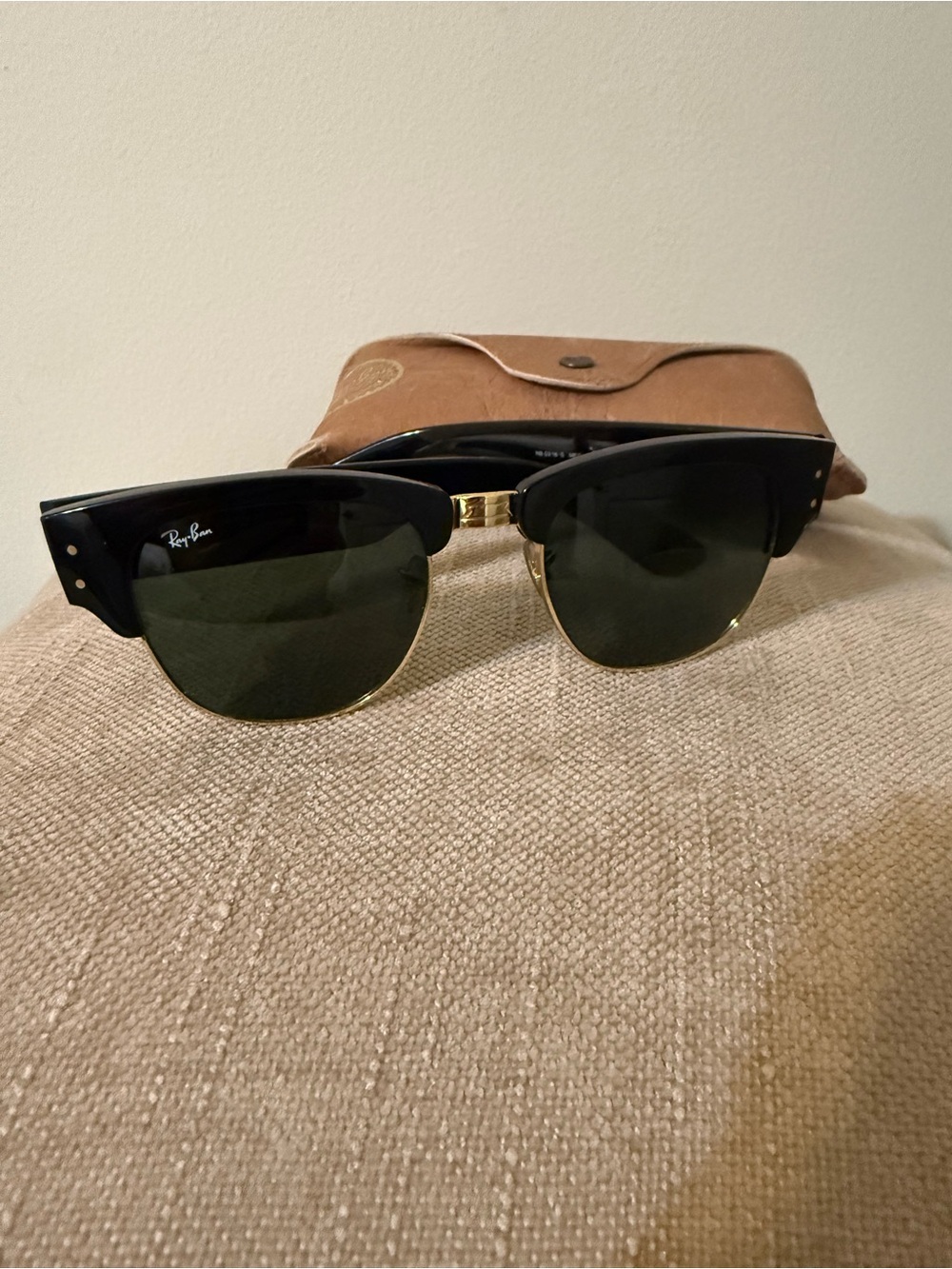 Ray-Ban Black and Gold Clubmaster Sunglasses with Green Lenses